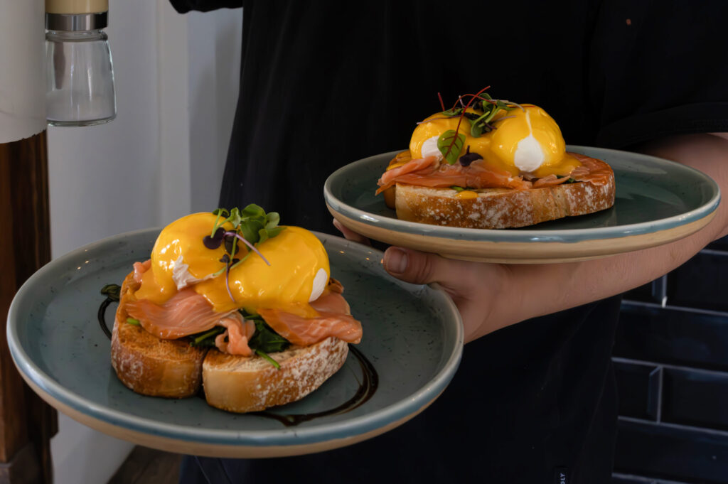 Eggs Benedict, Smoke Salmon